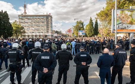 Дан када је усвојен дискриминаторни Закон о слободи вјероисповијести: Све пролази само Црква опстаје и остаје