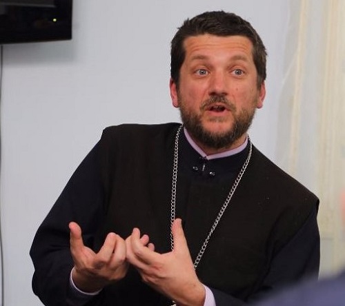Отац Гојко Перовић: „Агресивно“ светосавље