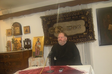 ЂАКОН ПАВЛЕ ЉЕШКОВИЋ: РОДИТЕЉСТВО ДАНАС ПОДВИГ ВИШЕ НЕГО ИКАД