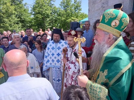 Архијерејска Литургија у цркви Лазарици на Видовом врху на Мокринама