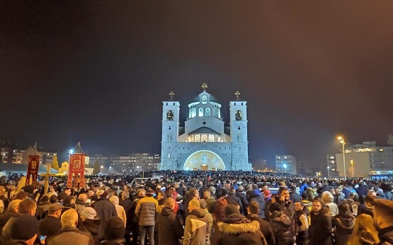 Митрополија црногорско-приморска: Што већа мржња, насиље и лаж, то литије постају свјетлије и бројније