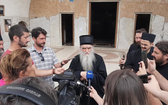 Митрополит Амфилохије: Хапшењем свештеника желе да застраше вјернике. То је злочиначки однос према народу