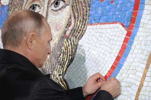 Владимир Путин посjетиo Храм Светог Саве