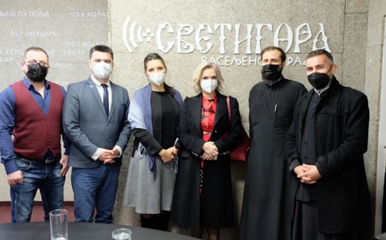Министарка здравља др Јелена Боровинић Бојовић: Вакцина доказано средство за борбу против короне. Вакцинација је добровољна и ствар личног избора(видео)