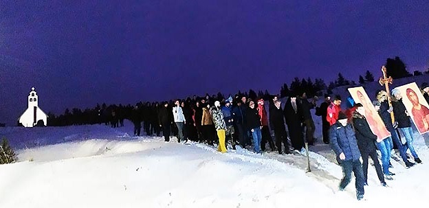 И ми недостојни не ућутасмо