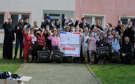 Јубиларни 50. божићни конвој из Француске стигао на Косово и Метохију