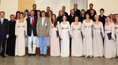 ЈЕДИНСТВО ЛУЧА СРПСКЕ КУЛТУРЕ, ЧУВАР ВЈЕРЕ И ТРАДИЦИЈЕ (ГОСТОВАЊЕ У БЕЧУ)