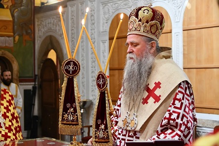 Митрополит Јоаникије на Недјељу Православља богослужио у подгоричком саборном храму (ВИДЕО)