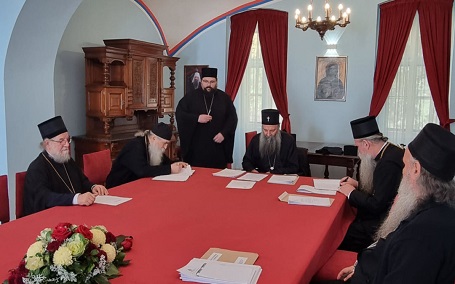 У Сремским Карловцима одржане седнице Светог Архијерејског Синода и Патријаршијског управног одбора
