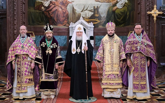 Патријарх Кирил уручио црквене награде председавајућем ОСЦП-а и његовим заменицима