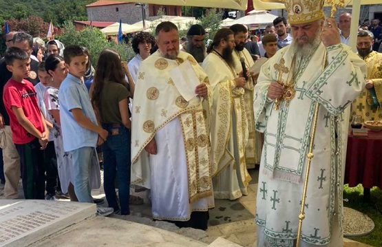 Епископ Кирило у манастиру Подластва: Косовска битка је вазнесење нашега народа на небо