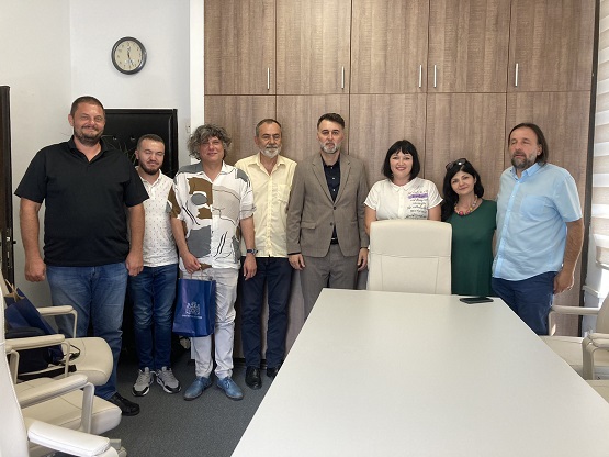 ПОТПРЕДСЈЕДНИК ОПШТИНЕ СИНИША КОВАЧЕВИЋ ПРИРЕДИО ПРИЈЕМ ЗА ИСТАКНУТЕ СТВАРАОЦЕ СА КИМ