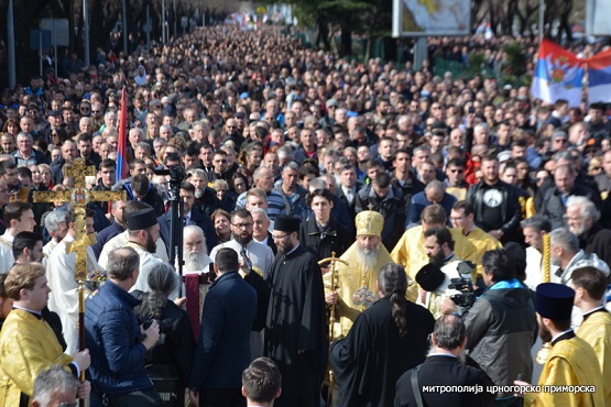 У Светосимеоновској литији у Подгорици око 100.000 вјерника