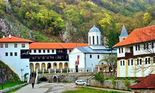 Саопштење Пљеваљског одбора за одбрану светиња: Неистине министра и у вези Свете Тројице
