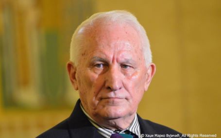 Матијин дар за песнички пантеон