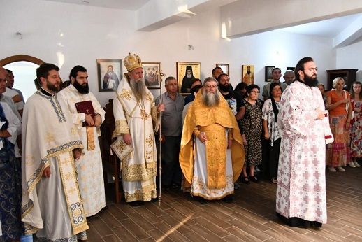 Митрополит Јоаникије у Микулићима освештао манастирску капелицу посвећену Фјодоровској икони Мајке Божије