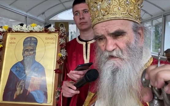 Митрополит Амфилохије: Поштујмо све прописане мјере и нека нас Свети Василије обједини