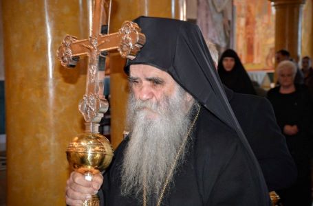 Митрополит Амфилохије: Крстоносна љубав Христова ће бити наш судија