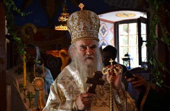 ЈАВНИ ПОЗИВ МИТРОПОЛИТА ЦРНОГОРСКО-ПРИМОРСКОГ АМФИЛОХИЈА