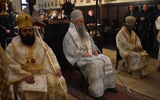 Митрополит Јоаникије у Пероју у Истри: Сачували сте памћење и вјеру и име своје народно. Нека вас Бог за то награди!