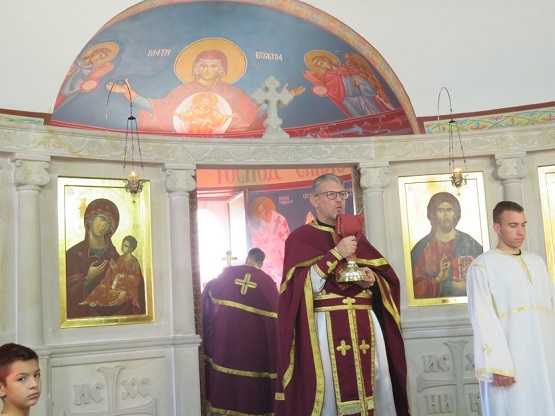 ОТАЦ НЕМАЊА КРИВОКАПИЋ ПОВОДОМ УПОКОЈЕЊА МИТРОПОЛИТА АМФИЛОХИЈА: ОСТАЈЕ НАМ УТЈЕХА ДА СМО ДОБИЛИ НОВОГ МОЛИТВЕНИКА И ЗАСТУПНИКА ПРЕД БОГОМ