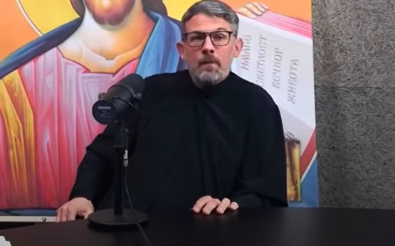 О. Немања Кривокапић: Сви су добродошли у Цркву и литије; подјеле форсирају злонамјерни (видео)