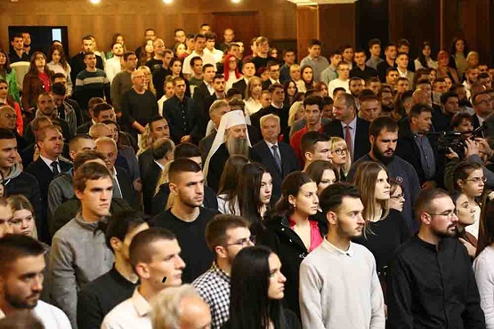 Патријарх Порфирије и ове године преко „Привредника“ помаже студенте у Хрватској