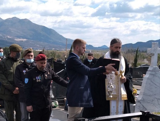 Владика Методије у Тивту служио помен палим херојима и жртвама НАТО бомбардовања