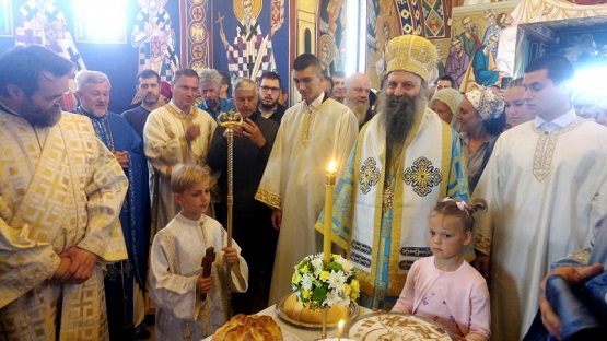 Патријарх Порфирије: Бог је непрестано са нама, али често нисмо свесни те чињенице