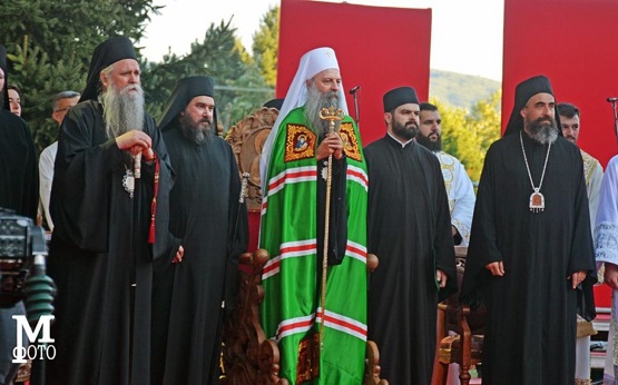 Патријарх Порфирије у Ђурђевим ступовима: Жив је Бог у светима својим, жив је Бог овдје међу вама!