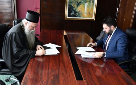 Потписан уговор о подизању споменика Митрополиту Амфилохију у Колашину