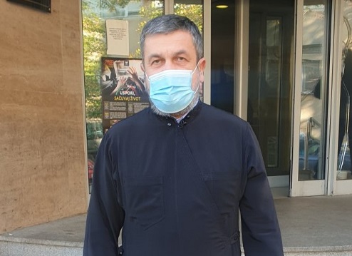 Прота Миладин Кнежевић саслушан у подгоричком Центру безбједности