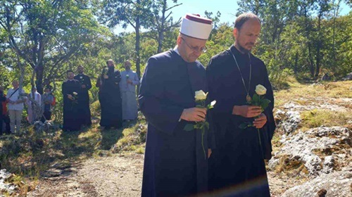 Отворено писмо Реисул-улеми Хусеину еф. Кавазовићу: Православна црква у Црној Гори није организовала нападе на муслимане, већ стала у њихову одбрану