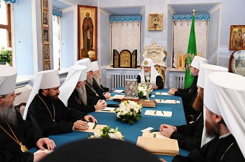 Засиjедање Свештеног Синода РПЦ одложено до децембра