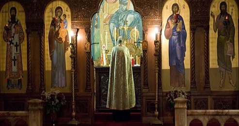 Црква, злокобна прехлада и сумрак једне идеологије