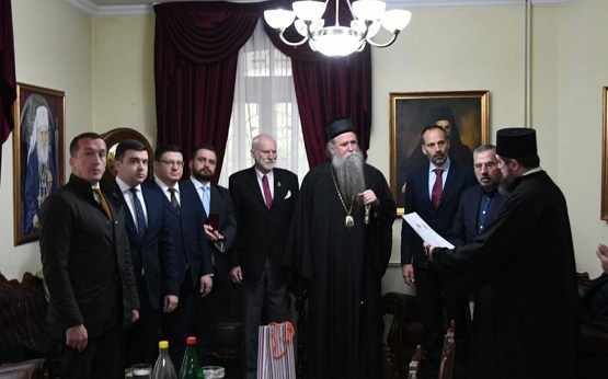 Митрополит Јоаникије одликован Крстом вожда Ђорђа Стратимировића