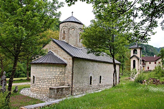 Ускоци и Дробњаци пружили подршку СПЦ (ажурирани списак)