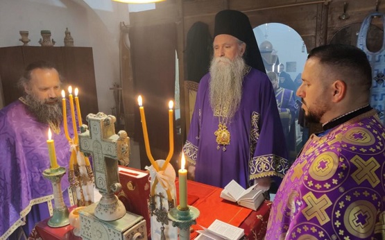 Владика Јоаникије у Паштровићима: Постећи и Богу се молећи, постанимо саучесници великих дјела Божјих