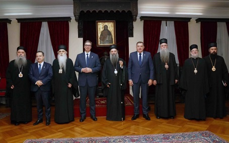 Патријарх Порфирије и чланови Светог Синода разговарали са председником Србије Александром Вучићем